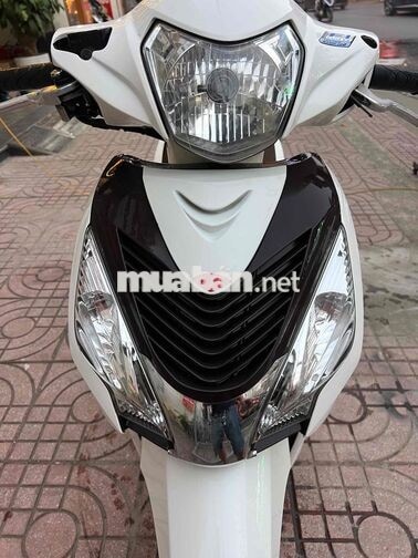 Honda Vision Trắng 36807 km