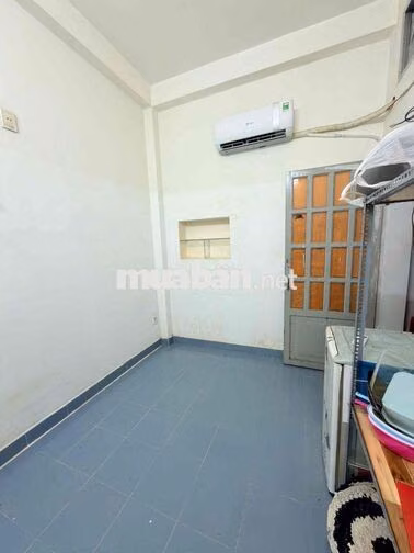 Phòng trọ nữ Cách Mạng Tháng 8, Quận 10 - có camera an ninh