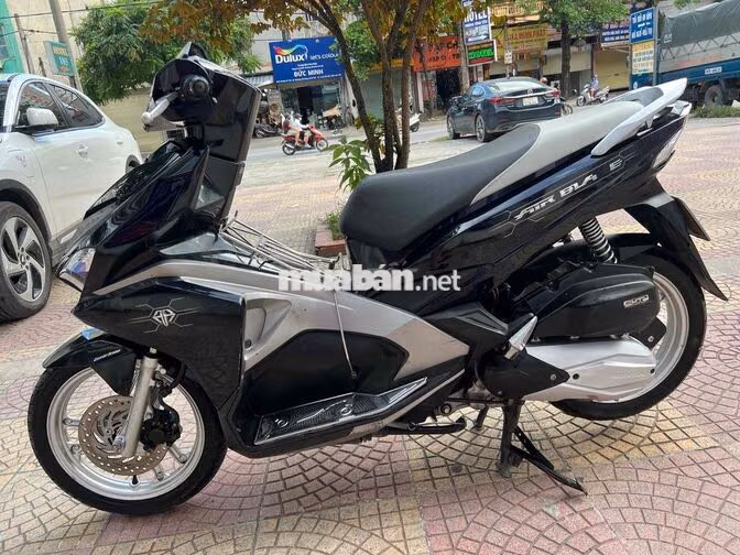 Honda Air Blade Đen