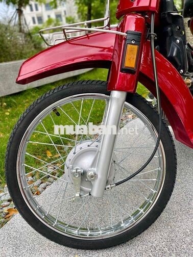 Honda Dream Thái Đỏ