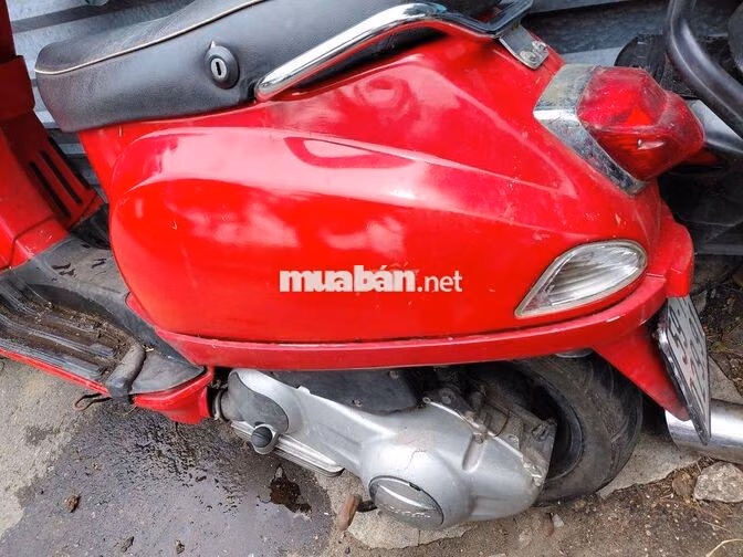 Piaggio Vespa ý đèn vuông Fi