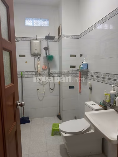 NHÀ GẦN LÊ VĂN VIỆT – CỔNG ĐÌNH PHONG PHÚ-  GIÁ THAM KHẢO 3,5 TỶ