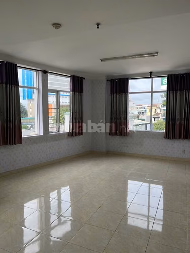 Cho thuê căn hộ Chung cư 36 Nguyễn Huy Lượng, Bình Thạnh, 95m2 3PN 2WC