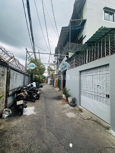 ⭐️Nhà 1 lầu DT:4,3x20m góc 2 mặt hẻm xe tải Nguyễn Văn Công, P3