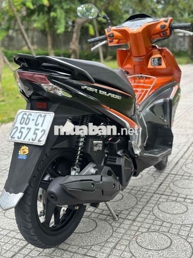 Honda Air Blade Cam đen bs 66