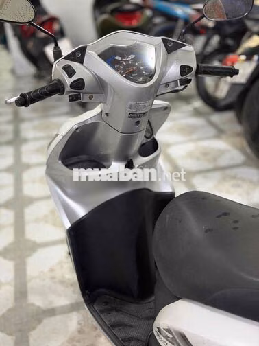 Honda Vision 2013 xe đẹp ken máy zjn êm fun chức n