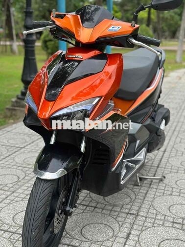 Honda Air Blade Cam đen bs 66