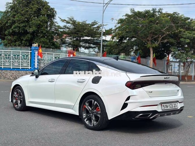 Kia K5 GT Line 2022 Bảng Full Trắng 20.000 km