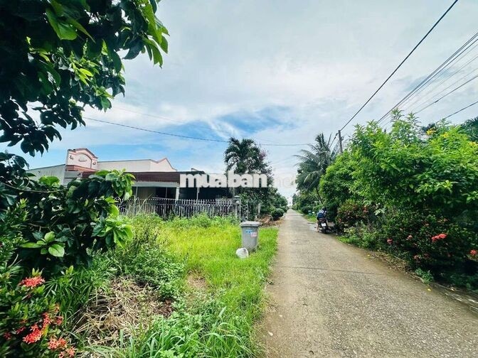 Chính chủ gửi Phí môi giới 50TR Bán đất tặng nhà Trung Tâm Sông Ray