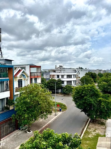 Bán nhà kinh doanh đường lớn an ninh