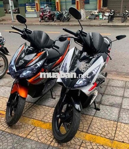 Honda Air Blade Trắng đen