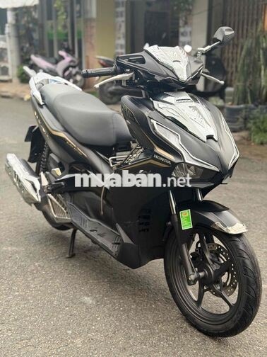 Honda Air Blade 125 2021 đen ho tro tra gop
