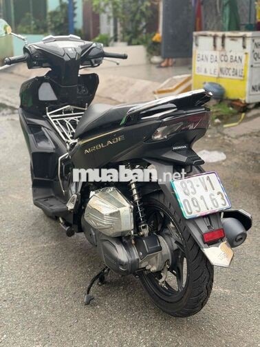 Honda Air Blade 125 2021 đen ho tro tra gop