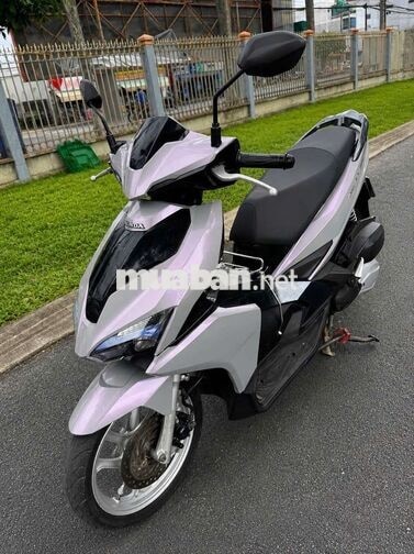 Honda Air Blade 125 Bạc hồng Việt Nam
