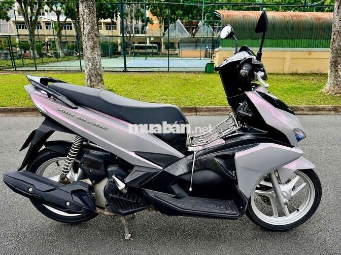 Honda Air Blade 125 Bạc hồng Việt Nam