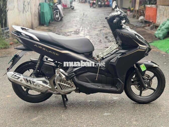 Honda Air Blade 125 2021 đen ho tro tra gop
