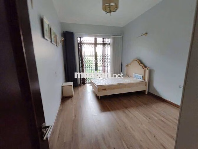 Cho Thuê BT Vip Cạnh KĐT VinSmart City 428m2, 4 Tầng, Nội Thất Cao Cấp