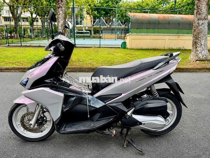 Honda Air Blade 125 Bạc hồng Việt Nam