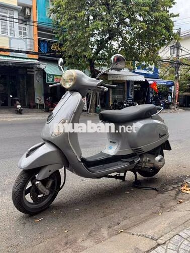 Piaggio Vespa Xám Nhập khẩu
