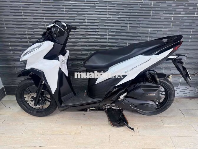 Honda Vario 150 2022 Trắng đen 18.000 km