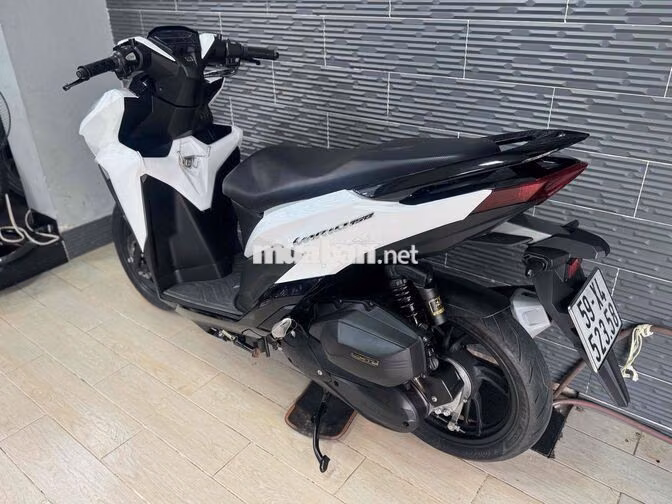 Honda Vario 150 2022 Trắng đen 18.000 km