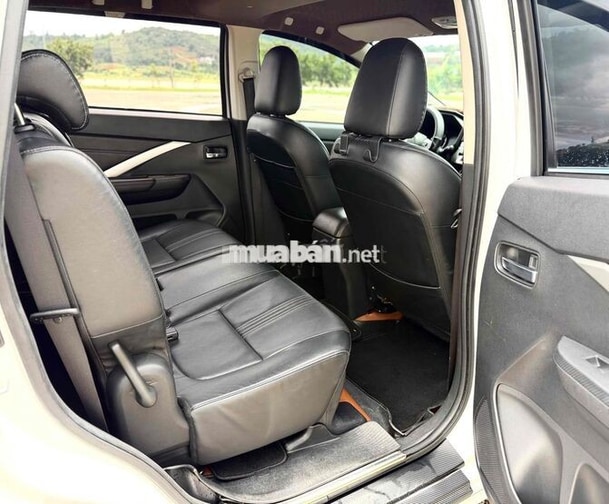 Mitsubishi Xpander premium 7 chỗ Trắng