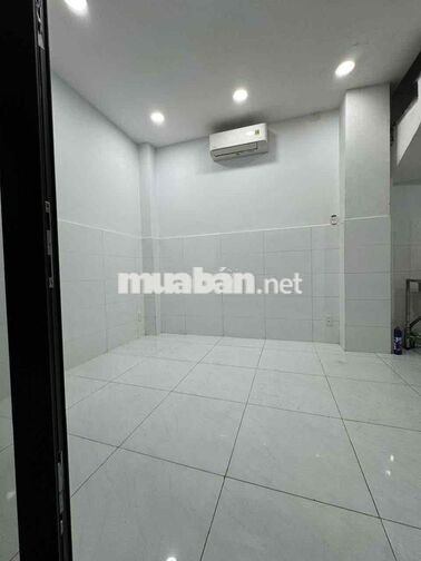 BÁN NHÀ QUẬN 1 – ĐƯỜNG TRẦN QUANG KHẢI CÁCH CẦU HOÀNG HOA THÁM CHỈ 30M