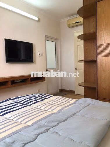 GIÁ TỐT CENTRAL GARDEN - QUẬN 1, TẦNG CAO – 82M2 (2PN 2WC) ,13.5 TR/TH