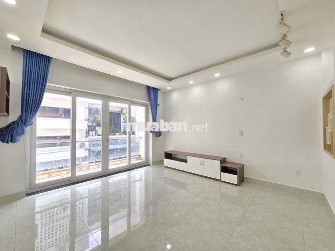 Cho thuê nhà nguyên căn 3 tầng lầu ngay cầu An Lộc - Gò Vấp