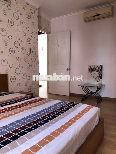 GIÁ TỐT CENTRAL GARDEN - QUẬN 1, TẦNG CAO – 82M2 (2PN 2WC) ,13.5 TR/TH