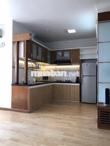 GIÁ TỐT CENTRAL GARDEN - QUẬN 1, TẦNG CAO – 82M2 (2PN 2WC) ,13.5 TR/TH