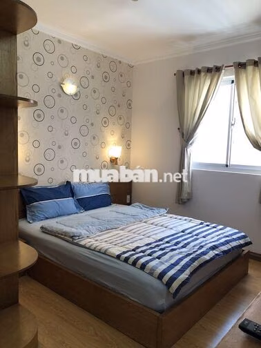 GIÁ TỐT CENTRAL GARDEN - QUẬN 1, TẦNG CAO – 82M2 (2PN 2WC) ,13.5 TR/TH