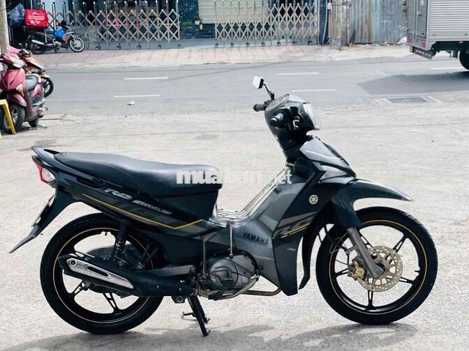 Yamaha Sirius Fi Đen bánh mâm
