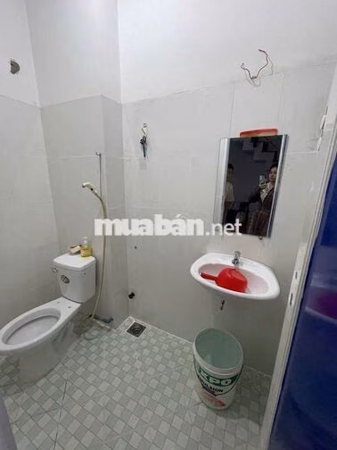 Bán nhà Nguyễn Thị Tú, 52m2, 4x13m, 3 Tầng, 3PN, sân thượng, hoàn công