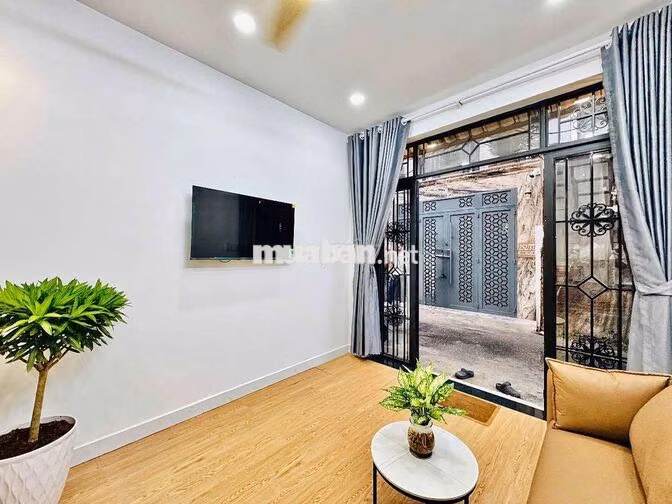17M2 - Hẻm Xe Hơi Siêu Thoáng - Sát Emart 2