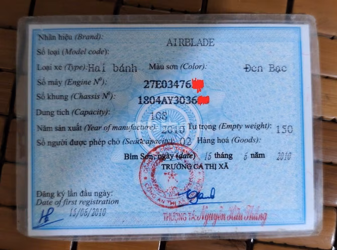 Bán xe Honda Air Blade 2010 đen bạc, odo 76.357km