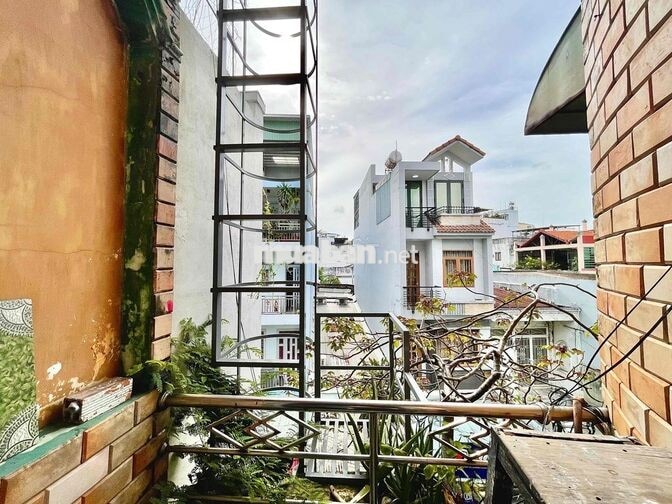 Phòng trọ cho thuê có sẳn máy lạnh gần quận 10