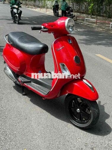 Piaggio Vespa LX 125 Đỏ