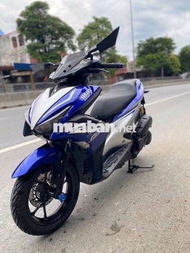 Yamaha NVX 155 phanh ABS