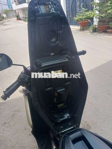 Yamaha Nouvo 5 Fi 125 nguyên zin.. 