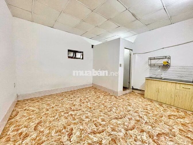 Phòng trọ cho thuê có sẳn máy lạnh gần quận 10