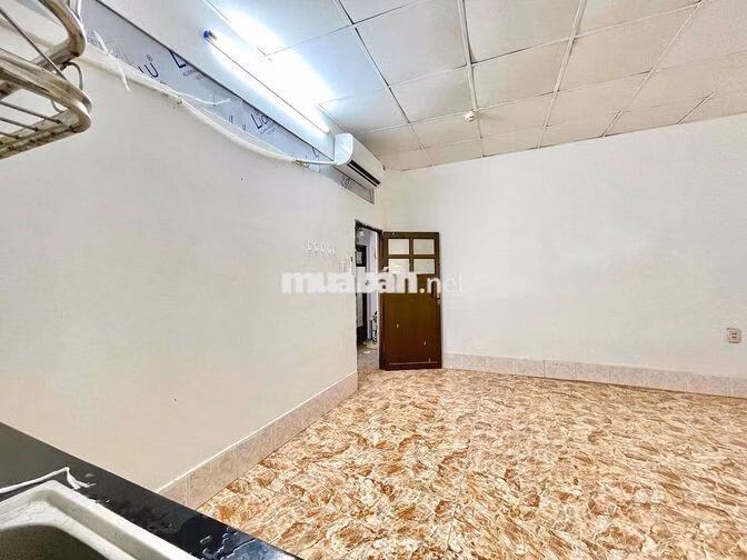 Phòng trọ cho thuê có sẳn máy lạnh gần quận 10
