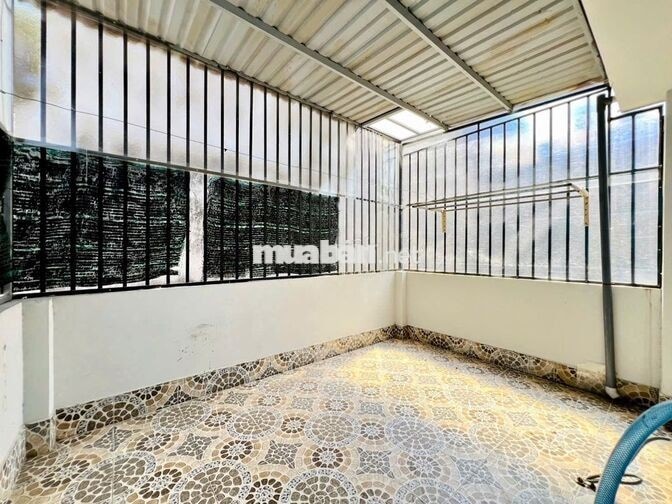 BÁN NHÀ 4 TẦNG - HẺM Ô TÔ - THỚI AN Q12. GIÁ : 4,89 TỶ 
