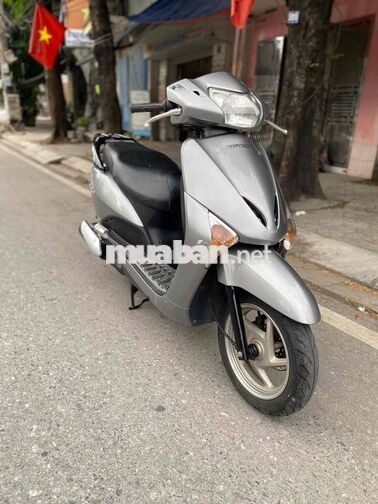 Honda Lead Bạc