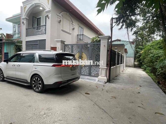 Bán Nhà Đẹp Ngang 9mx16m giá 4tyxx gần chợ búng