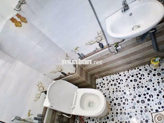 CHO THUÊ NHÀ 4PN 3WC 5.5TR HẺM OTTO 