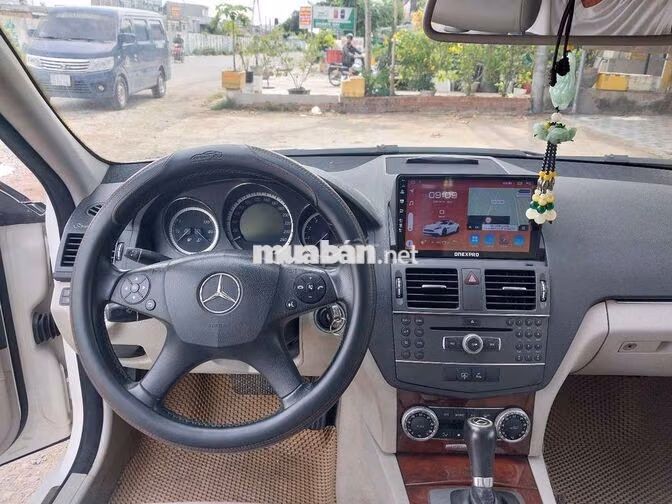Mercedes-Benz C250 2010 Trắng 1.8L