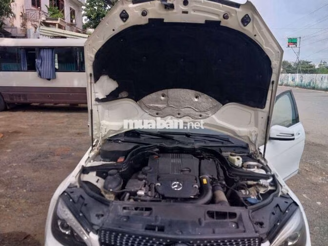Mercedes-Benz C250 2010 Trắng 1.8L