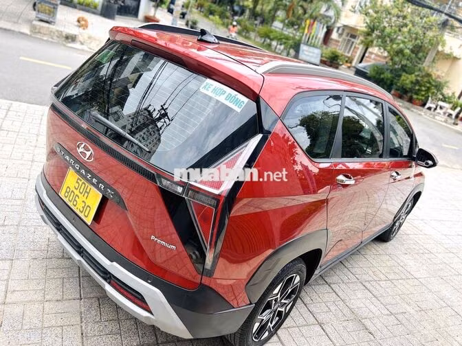 Hyundai Stargazer X 1.5 Cao Cấp 2024 Tự Động Đỏ