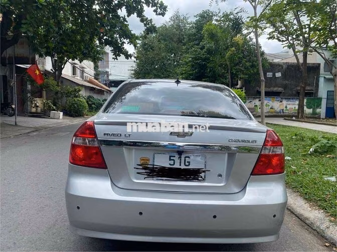 Chevrolet Aveo 2018 Bạc 5 chỗ